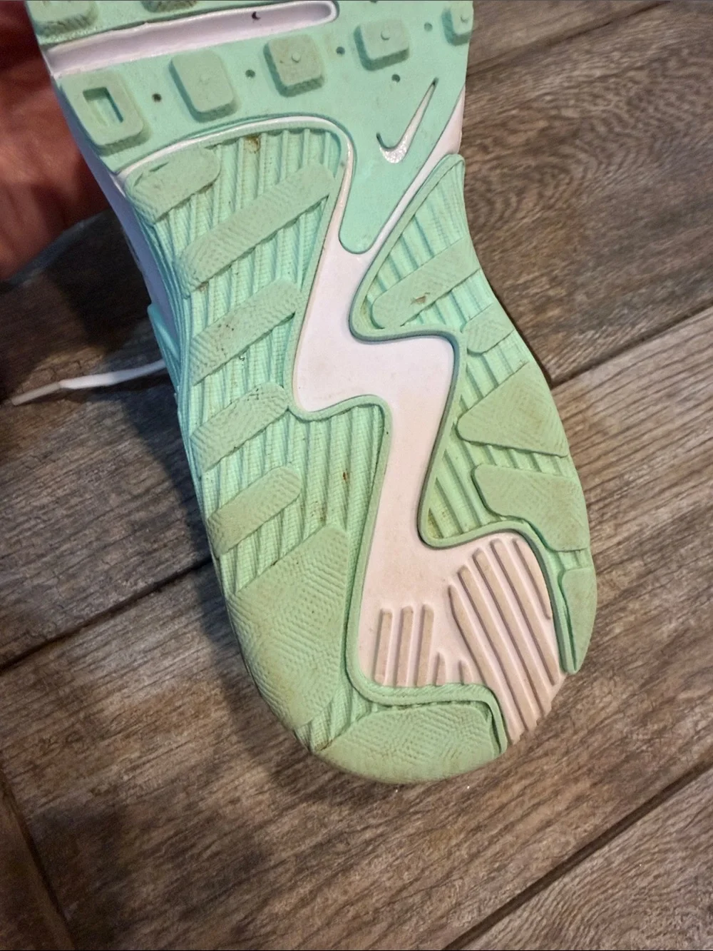 Nike Women’s Air Max Excee White Sneakers with Mint Accents size 9